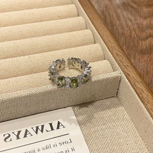 No. 4 [wide diamond opening ring]