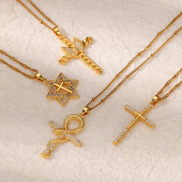 Wholesale Copper Micro-inlaid Zircon Fashion Snake Cross Necklace