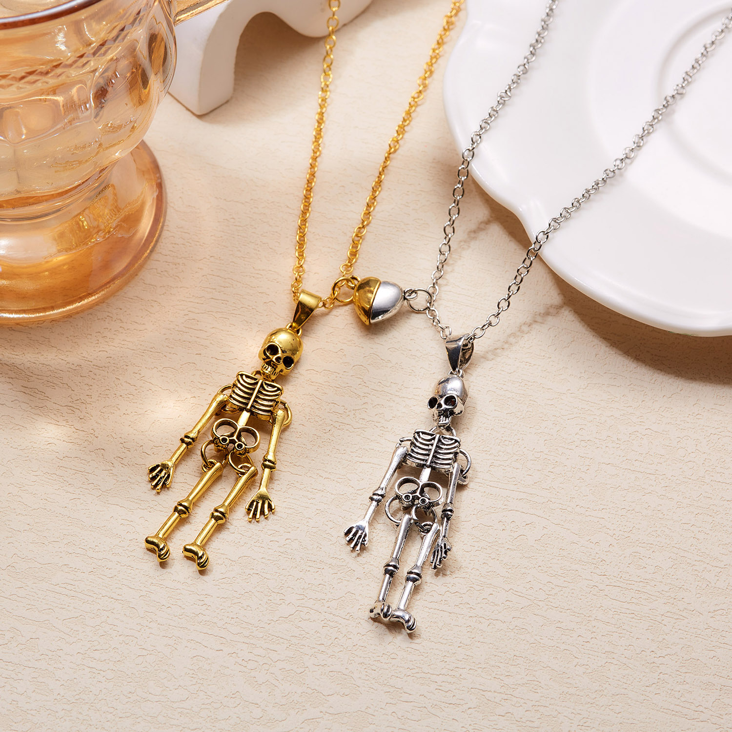Wholesale Valentine's Day Love Skeleton Ghost Magnet Hand in Hand Necklace