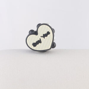 White and Black Edge