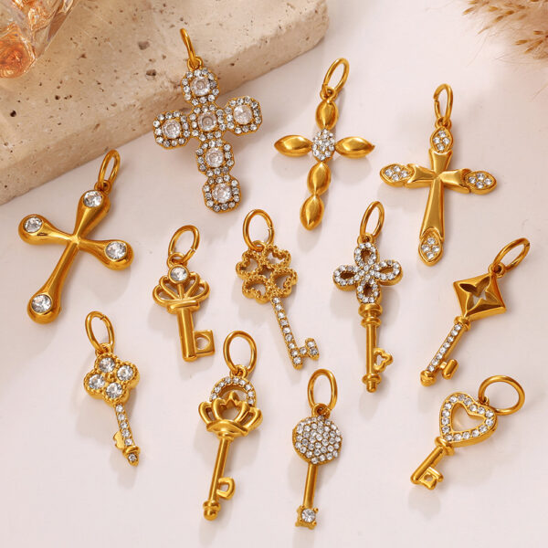 Wholesale Stainless steel gold-colored diamond-studded key cross pendant