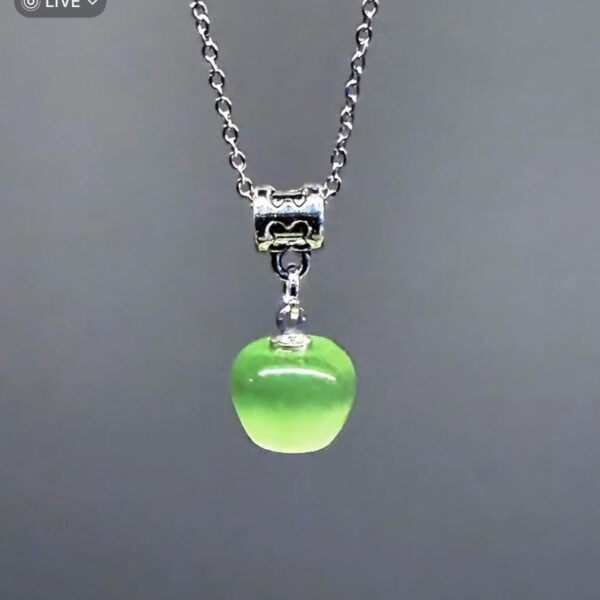 Wholesale Electroplated red green apple acrylic necklace