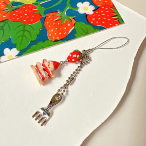 XC-24A75 Strawberry Cake