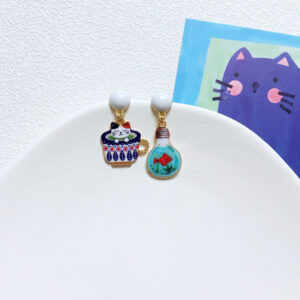 Colorful teacup cats (pair)