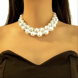 Large pearl necklace