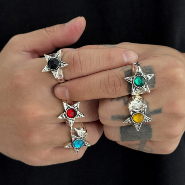 O1CN01d4Zzyg2CWoWuvWeth_2206374998482-0-cib Wholesale Men's diamond-encrusted five-inted star irregular ring