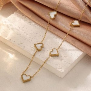 1126 white necklace / 18K