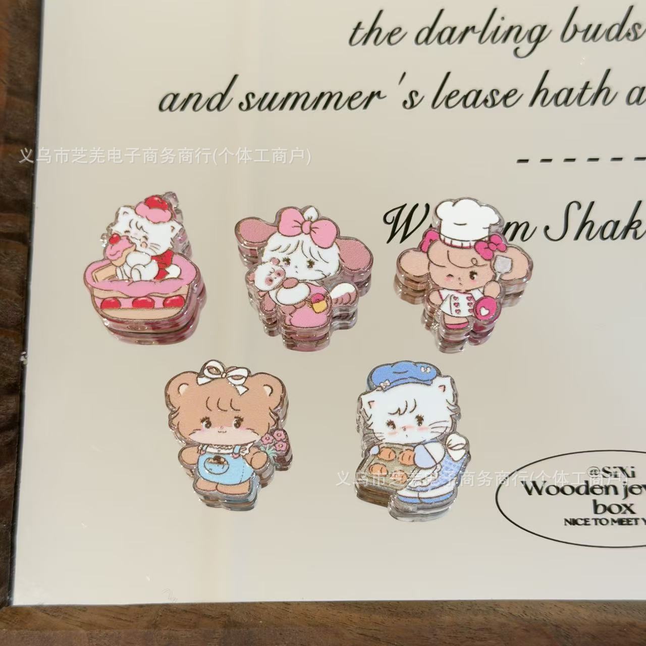 Wholesale baking bread cartoon cat relief acrylic beads