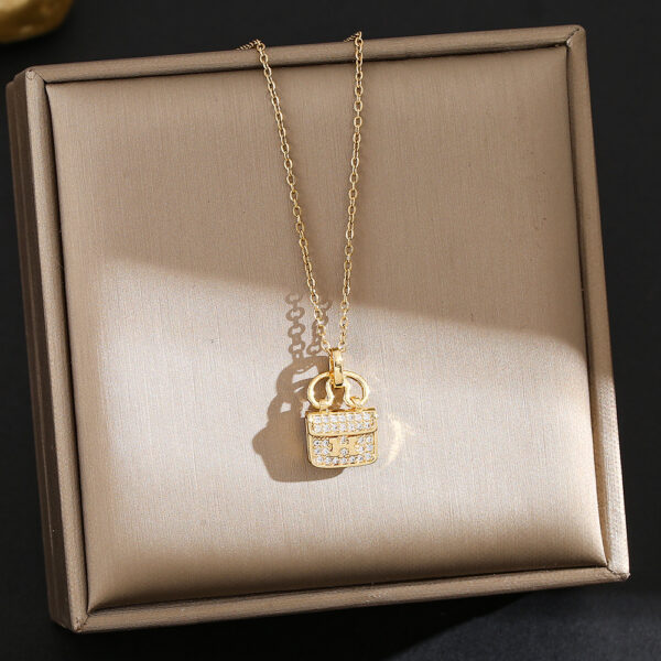 O1CN01eNjPZK1DZNwyNTYZZ_2215855870230-0-cib Wholesale Gilded H Bag Titanium Steel Necklace for Women