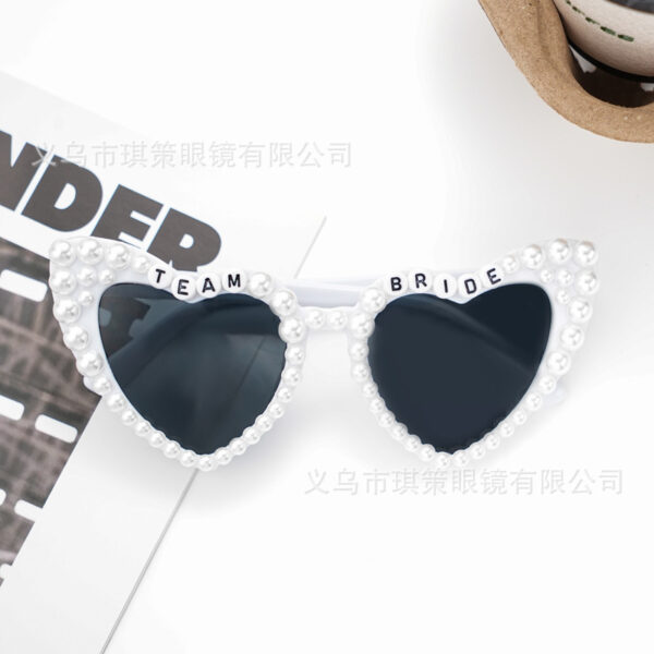 Wholesale sunglasses bride party sunglasses diy heart bridesmaid bride glasses