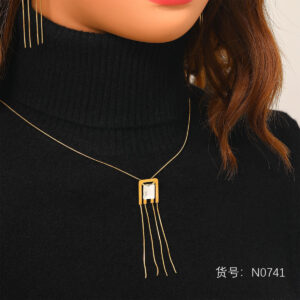 N0741 (Necklace 1) / Wholesale stainless steel jewelry (customization available)