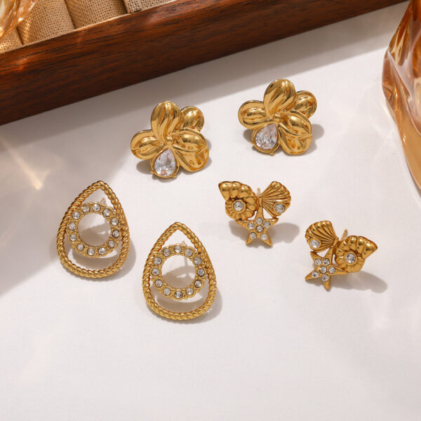 O1CN01eqoWgO1P9XFk5w9Au_2218506891798-0-cib Wholesale Stainless steel earrings vacation style pearl flower earrings for women