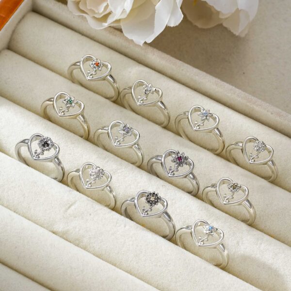 Wholesale Zircon Heart Flower Hand Jewelry Open 12-Month Flower Ring