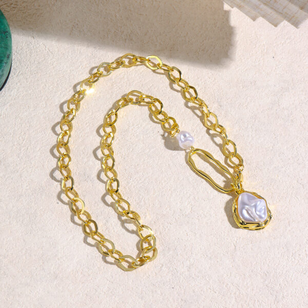 O1CN01fC9EBG1VD60iiJUQE_2466522618-0-cib Wholesale Baroque pearl pendant necklace, a hot-selling cross-border e-commerce product from Europe and America; fashionable, luxurious, and sophisticated pearl sweater chain.