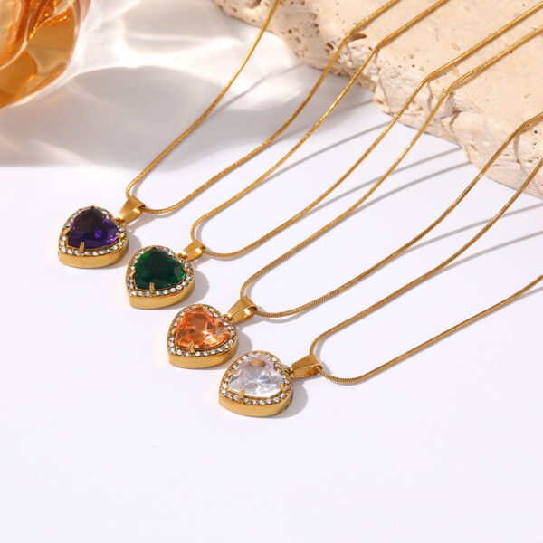 Wholesale Stainless steel diamond inlaid necklace for women