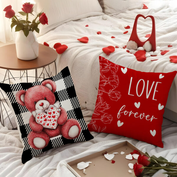 Wholesale Plaid Printed Love Pillow Valentine's Day Bedside Cushion Linen