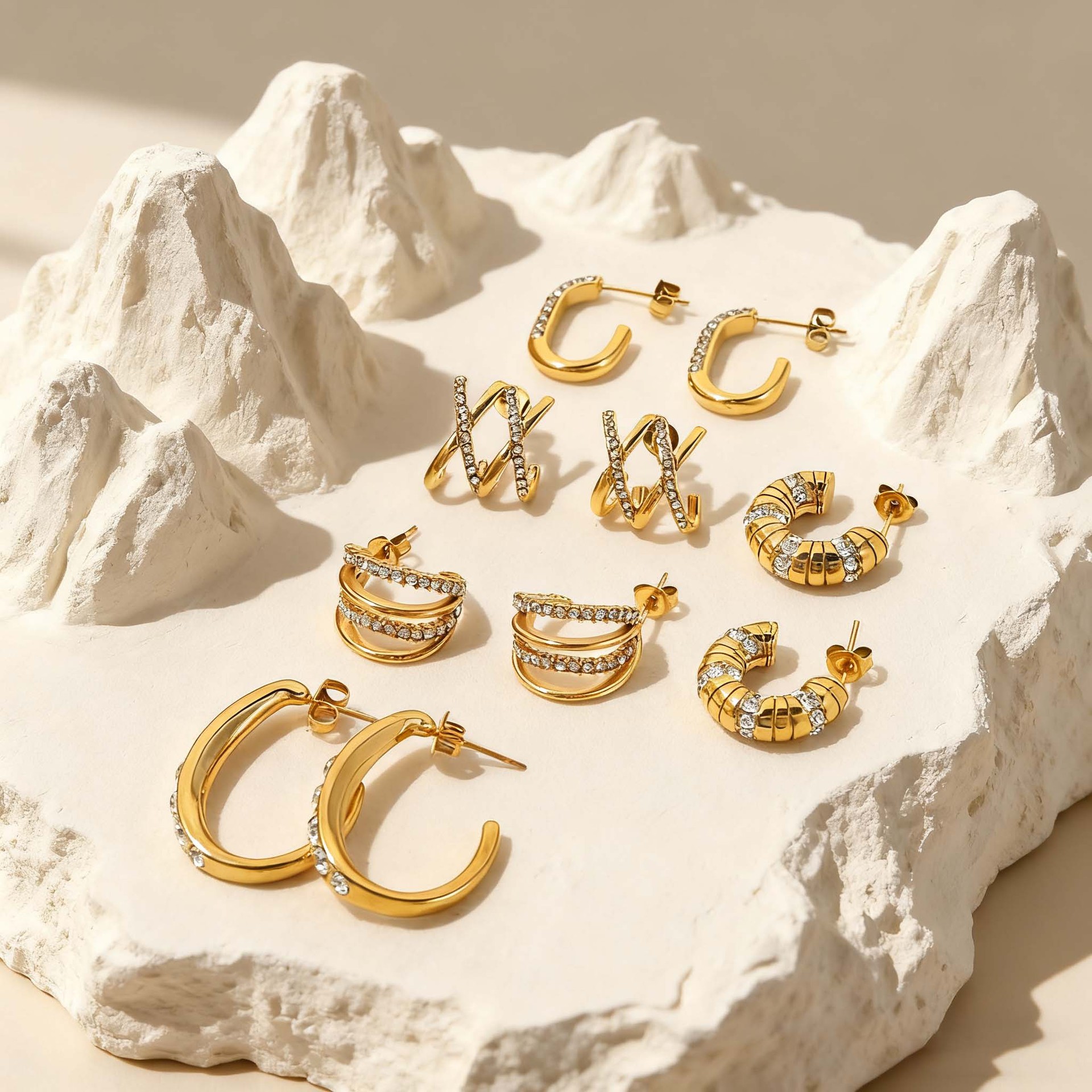 Wholesale Titanium Alloy Gold-Colored Earrings Luxury Style