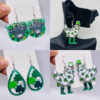 O1CN01feRdbt1UL3FvwjPKo_2220508632500-0-cib Wholesale St. Patrick's Day rooster and hen heart-shaped acrylic earrings