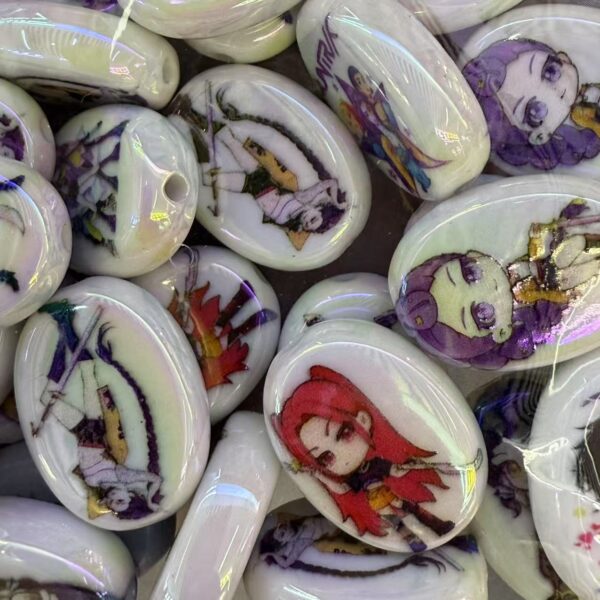 O1CN01fhDv611HgUnMTmYAX_2216860830787-0-cib Wholesale Double-sided printed cartoon girl gro/boy gro oval flat bead heart open-hole beaded DIY jewelry aessories