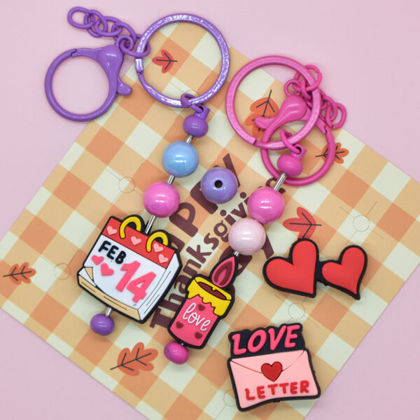 Wholesale Random 100pcs Red Cartoon Valentine's Day Focal Beads