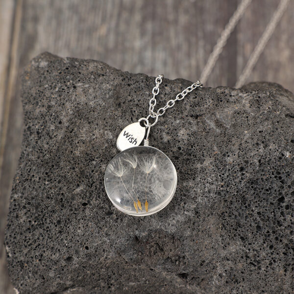 Wholesale Alloy Inlaid Artificial Gem Three Dandelion Pendant Necklace