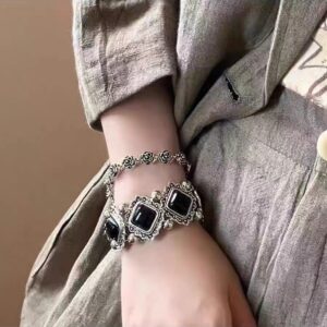 O1CN01gAo70z1l5L1tOoNhM_2216005864767-0-cib Wholesale Dark Gothic Square Stone Wide Edition Bracelet