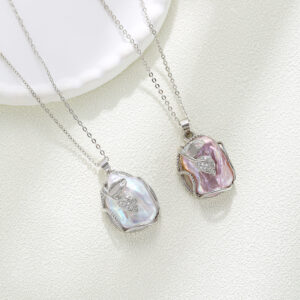 Wholesale Baroque Pendant Freshwater Pearl Luxury Necklace