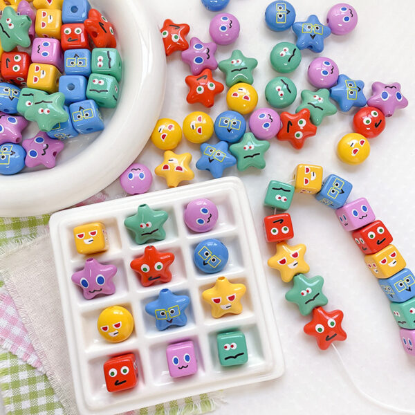 Wholesale 10pcs of auxiliary material printed square beads