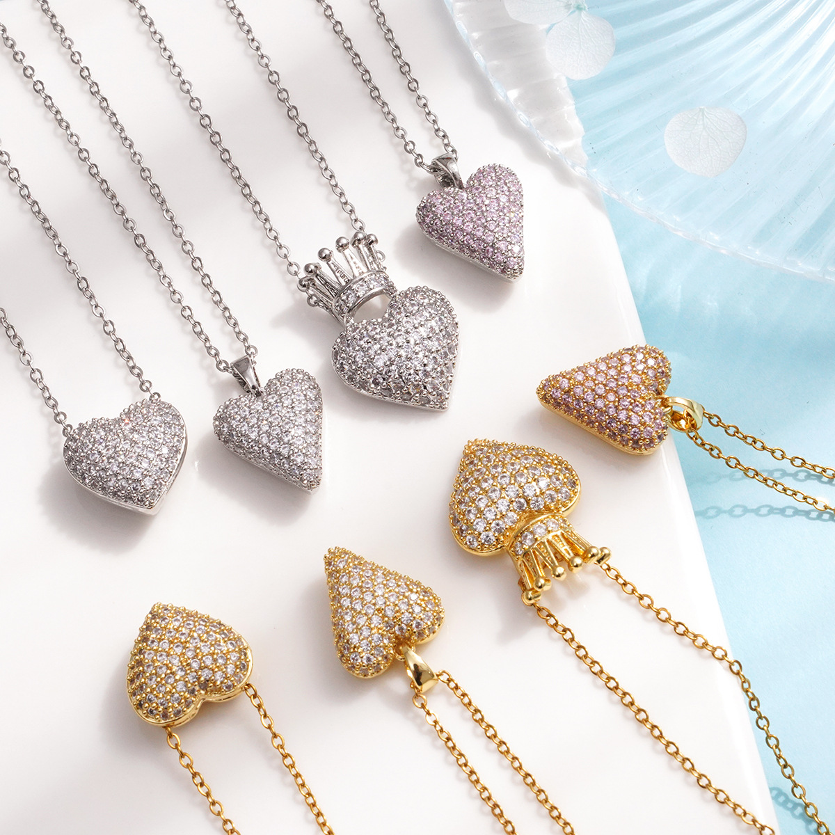 Wholesale Love Crown Necklace Pendant Personalized Aessories