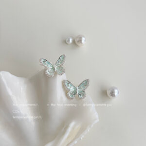 Wholesale Micro inlaid zircon mint green silver needle butterfly earrings