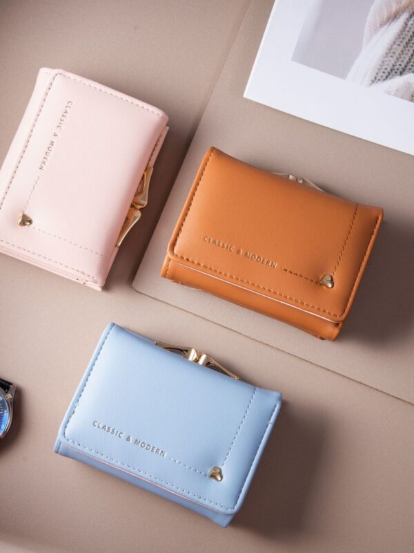 Wholesale Colorful large capacity short women's wallet