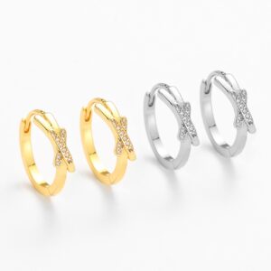 O1CN01h0GaJg2CgQrPjyljp_2220186478503-0-cib Wholesale Diamond-encrusted cross earrings, niche ear cuffs