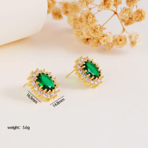 Green earrings 1606