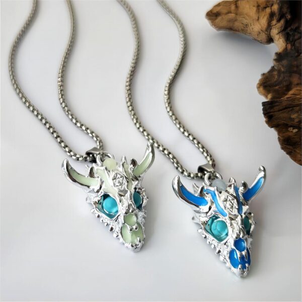 Wholesale Skull Animal Head Luminous Necklace Alloy Faucet Luminous Sweater Chain
