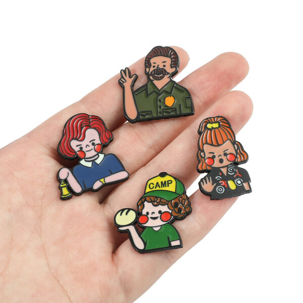O1CN01hF5VjU29QuO7E91D0_2216990268063-0-cib Wholesale Cute cartoon metal badge brooch