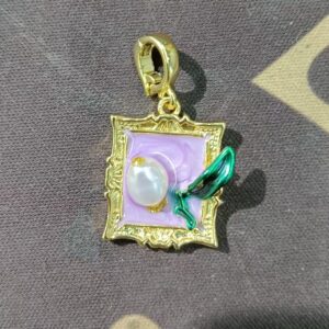 Square pink single beads