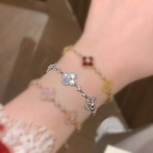 Silver bracelet white shell