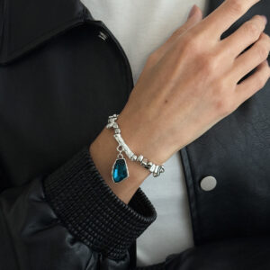 Bracelet, white K+ green, 3048