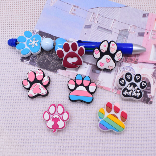 Wholesale Random 100pcs Colorful Dog Claw Footprint Cartoon Focal Beads