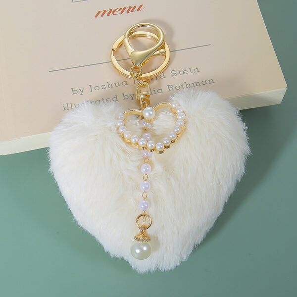 Wholesale Plush Peach Heart Pearl Love Heart Pom-Pom Keychain