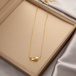 Mobius Necklace