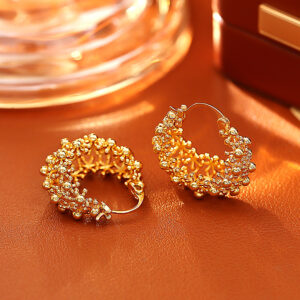 Gold hollow earrings