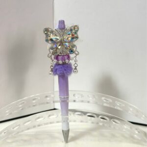 One finished pen in gradient purple