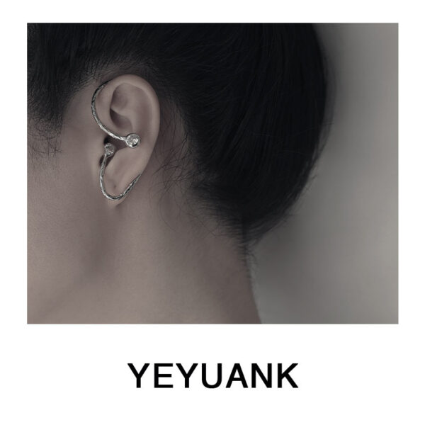 Wholesale Irregular Line Zircon Inlaid Ear Cuff