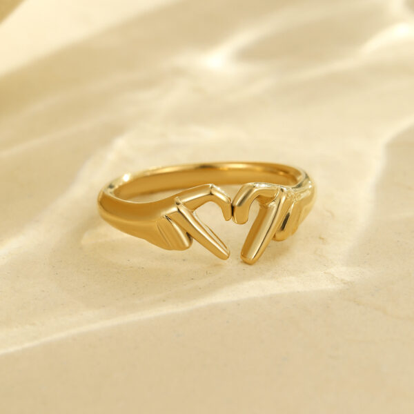Wholesale Valentine's Day Hands to Heart Ring