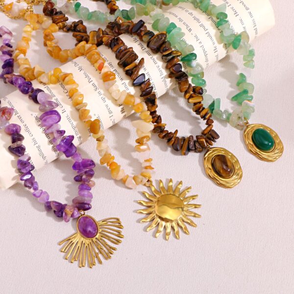 Wholesale Stone Gravel Pillar Necklace Women's Simple and Versatile Titanium Steel Clavicle Chain