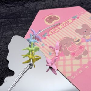 light pink / 21.3*14.6mm, hole approximately 2.2mm.