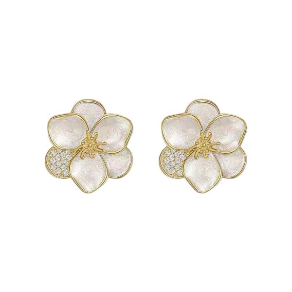 Wholesale Flower Earrings for Women, Elegant Niche Design Earrings,