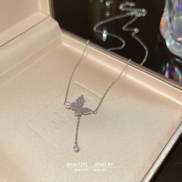 Wholesale butterfly tassel necklace clavicle chain for women