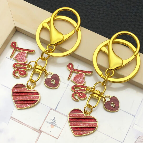 Wholesale Valentine's Day Oil Dripping Red Sprinkled Gold Love Heart Keychain